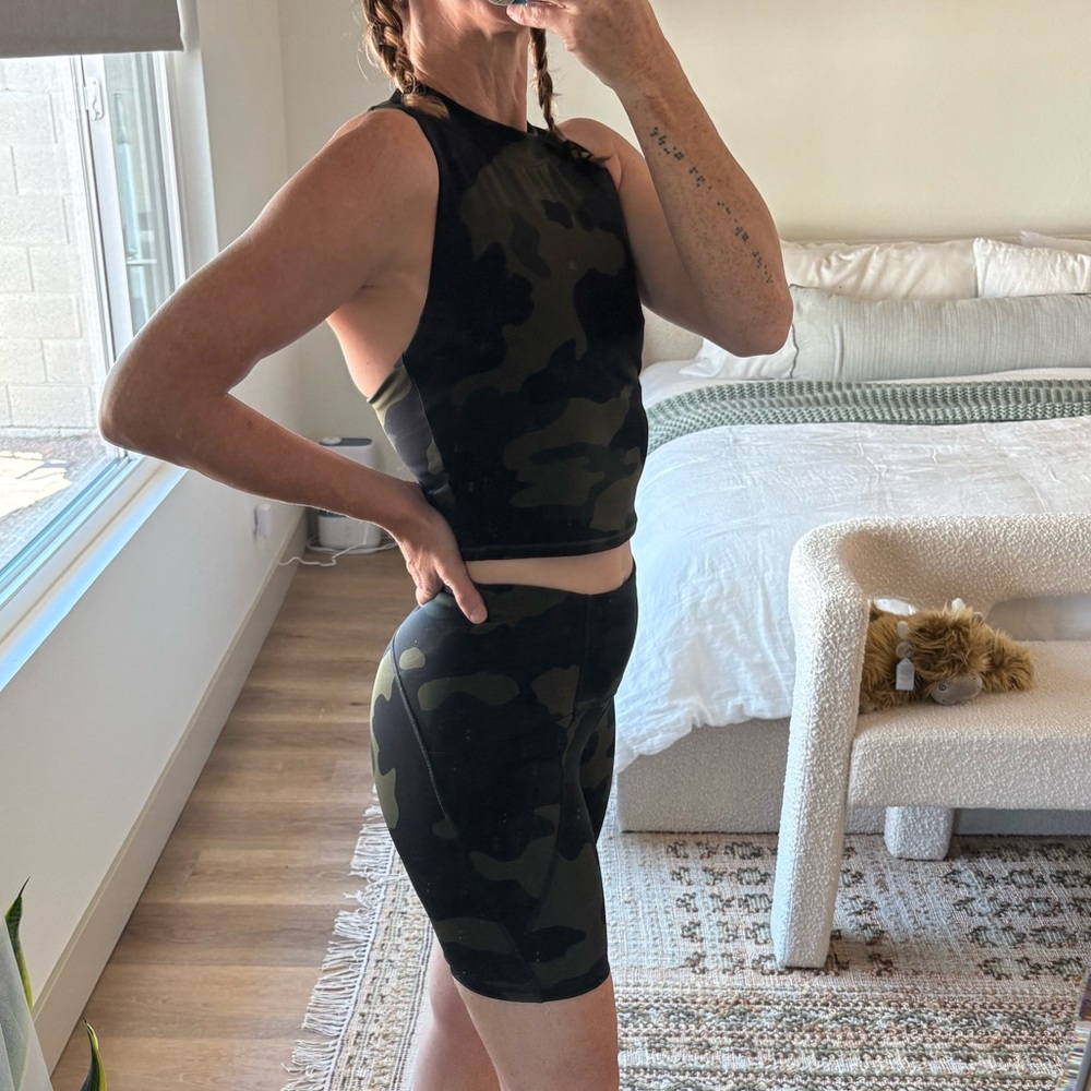 Target All in Motion Small Camo Work Out Set - Picture 3 of 11